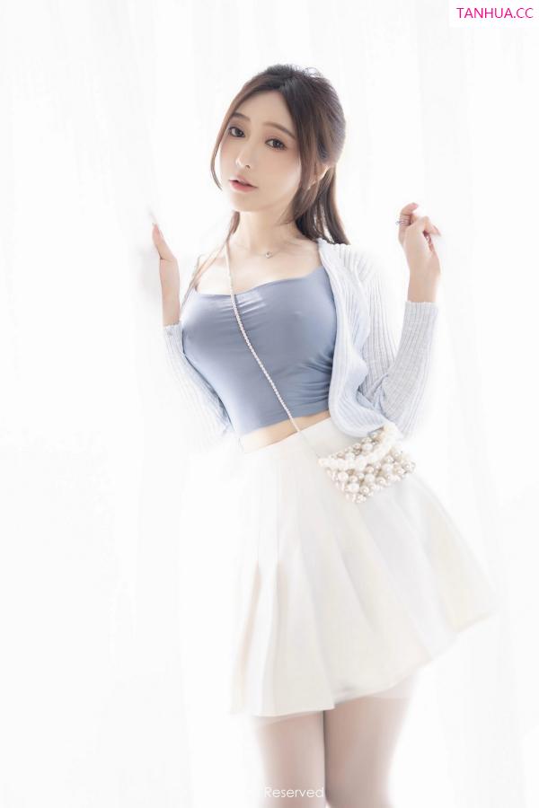 王馨瑶  [XiuRen]高清写真图 2023.10.16 No.7515 王馨瑶yanni 丝袜美腿第47张图片